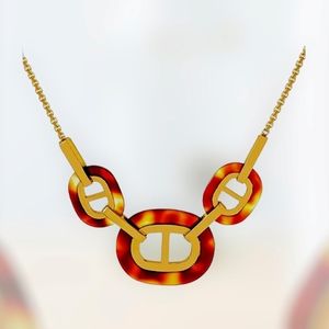 NWT Tortoiseshell Linked Gold Tone Necklace